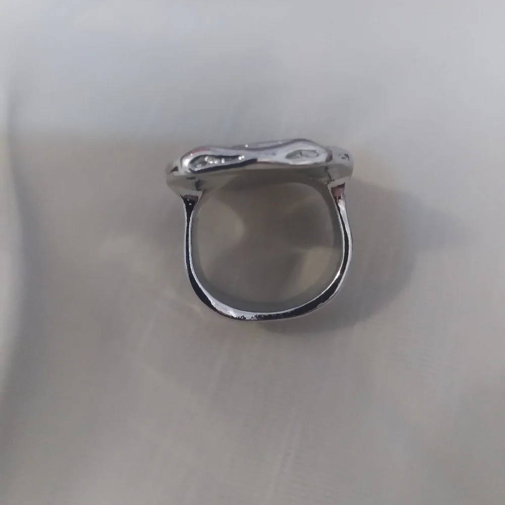 Silver Plated Uniquely Shaped Edge Black Oil drip Statement Ring